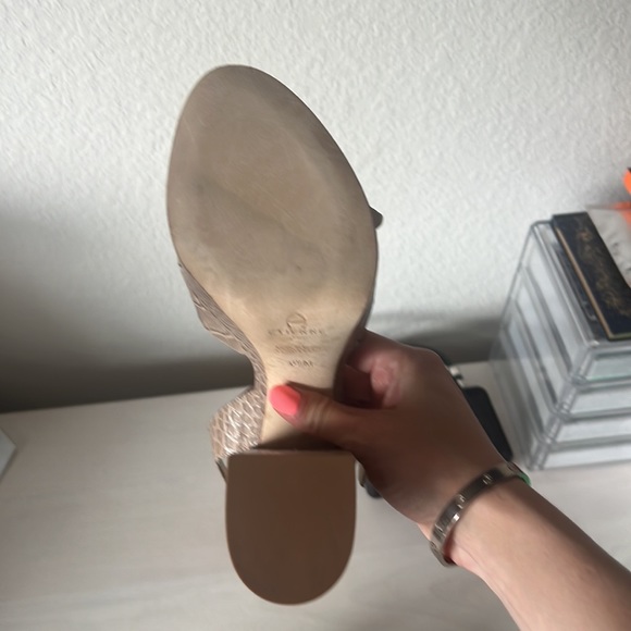 Tan Platform Croc Heels - Picture 5 of 5